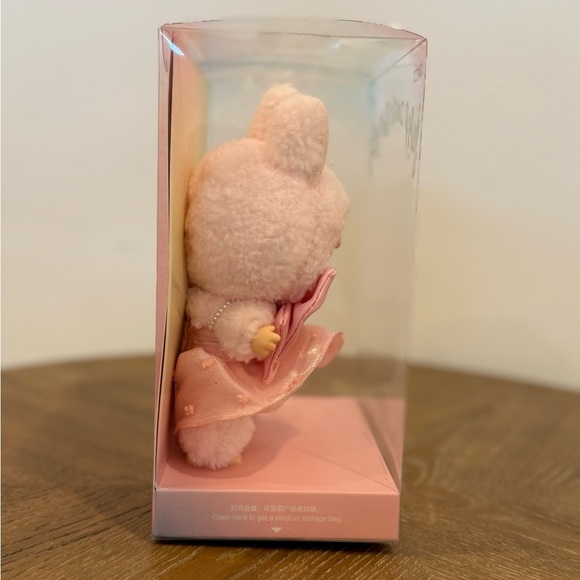 POP MART Mokoko Jump Into Summer Vinyl Plush Pendant – New in Box - Picture 2 of 5